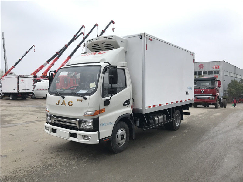 國(guó)六 江淮帥鈴E4.2米藍牌冷藏車